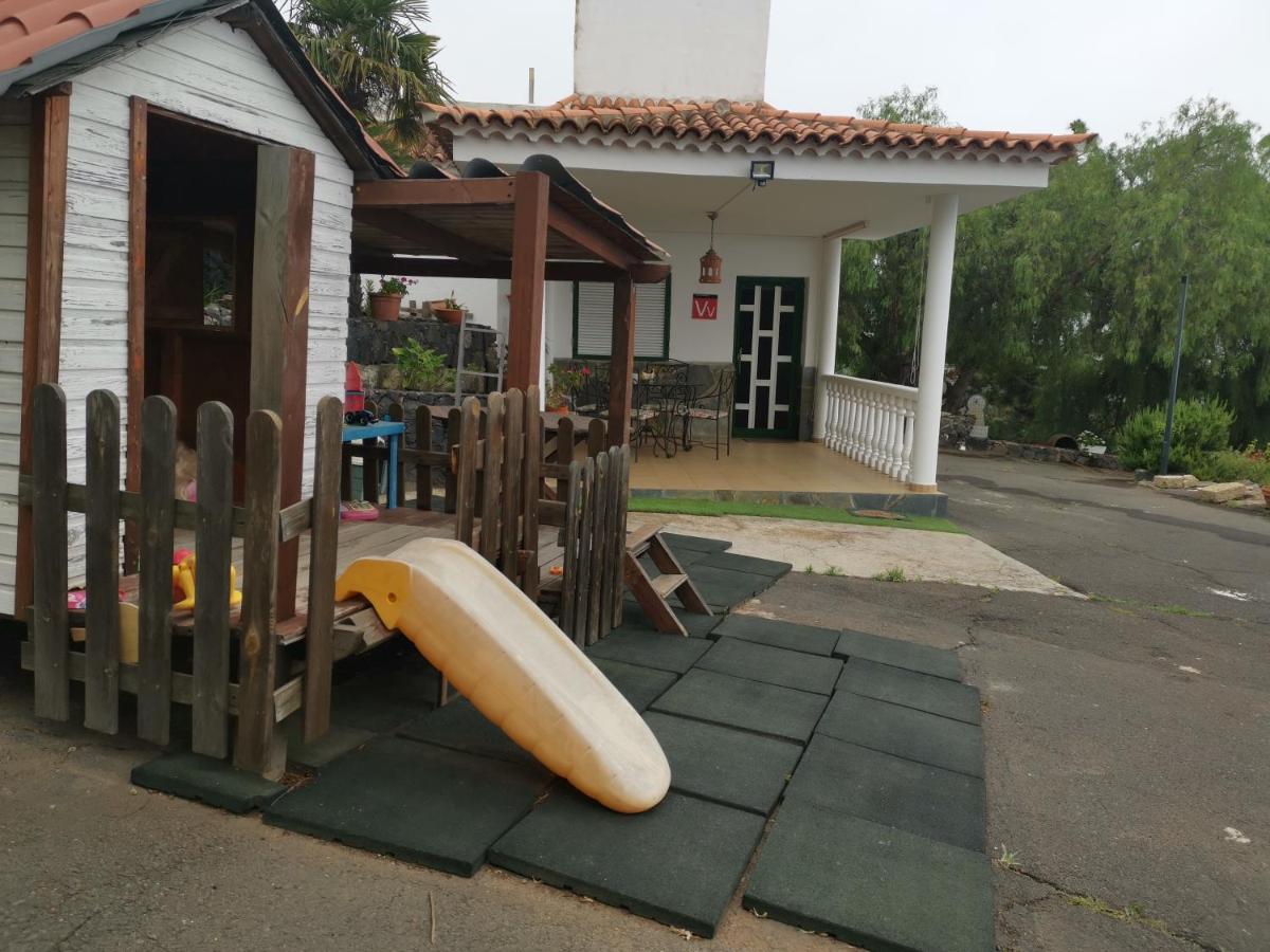 CASA RURAL DOLORES con PISCINA Y VISTAS A LA GOMERA Costa Adeje  Exterior foto
